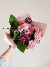 Load image into Gallery viewer, Monthly Bouquet Subscription