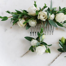 Load image into Gallery viewer, Eucalyptus - Small Leaved Gum Seed