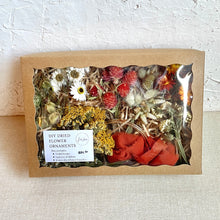 Load image into Gallery viewer, DIY Dried Flower Ornament Kit
