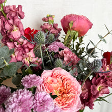 Load image into Gallery viewer, Valentine&#39;s Day Signature Bouquets
