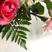 Load image into Gallery viewer, Mother&#39;s Day Arrangement
